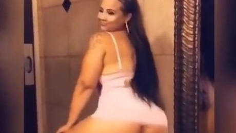 Candid booty & twerk compilation