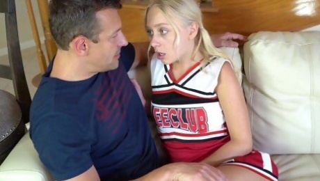 Horny cheerleader Braylin Bailey drops her panties to ride a cock