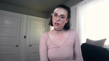 Flexible sporty brunette in glasses is ready for some wild solo masturbation