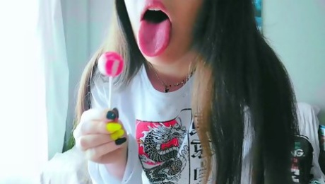 I want to suck more than lollipops let me feel u in my mouth horny student fucking herself while alone at home