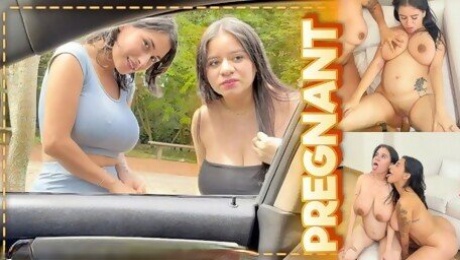 PREGNANT mi amiga embarazada y yo somos folladas y terminamos con mucha leche en la cara