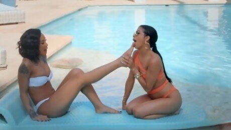 Veronica Rodriguez and Honey Gold having fun by the pool